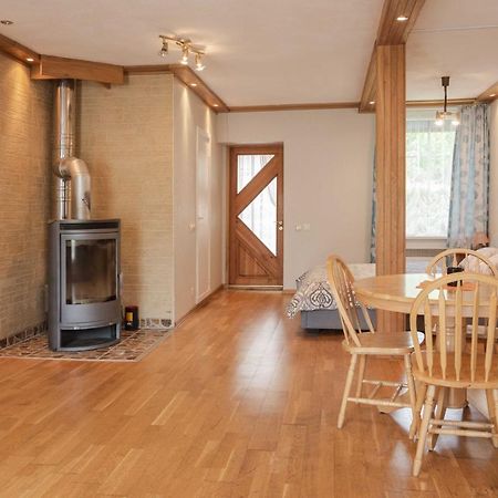 Cozy One Room Apartment With Yard 耶德库安特 外观 照片