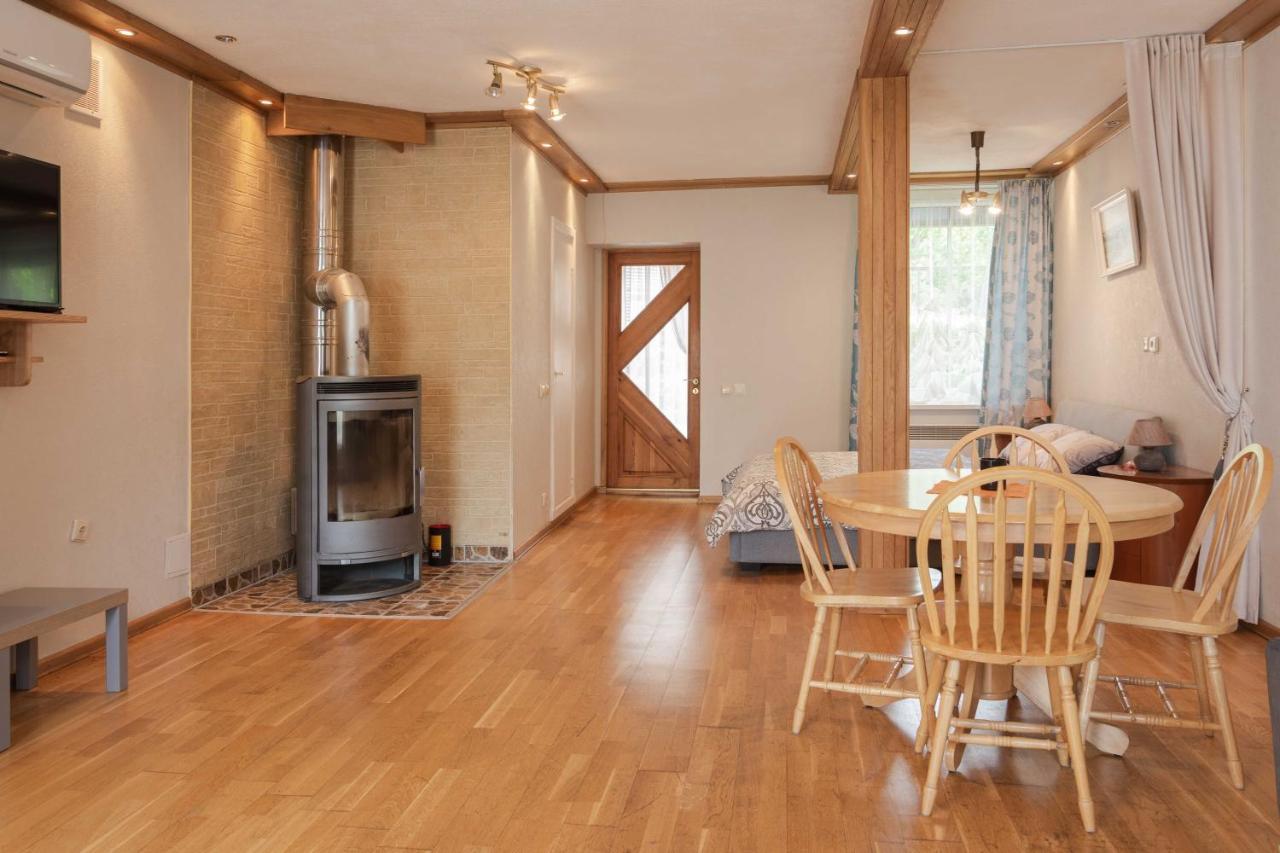 Cozy One Room Apartment With Yard 耶德库安特 外观 照片